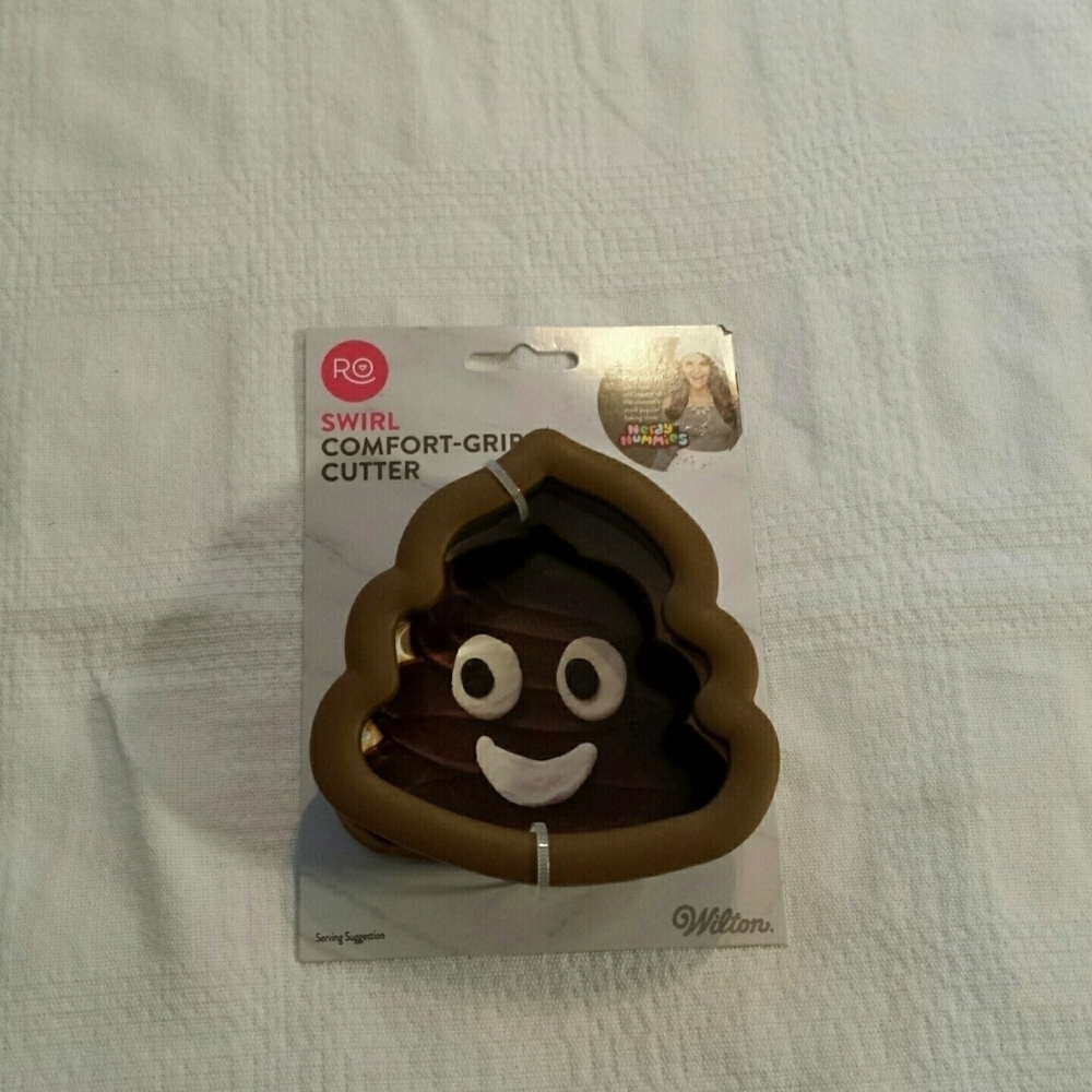 Wilton Cookie Cutter Swirl Comfort "poop" Cookie Cutter New